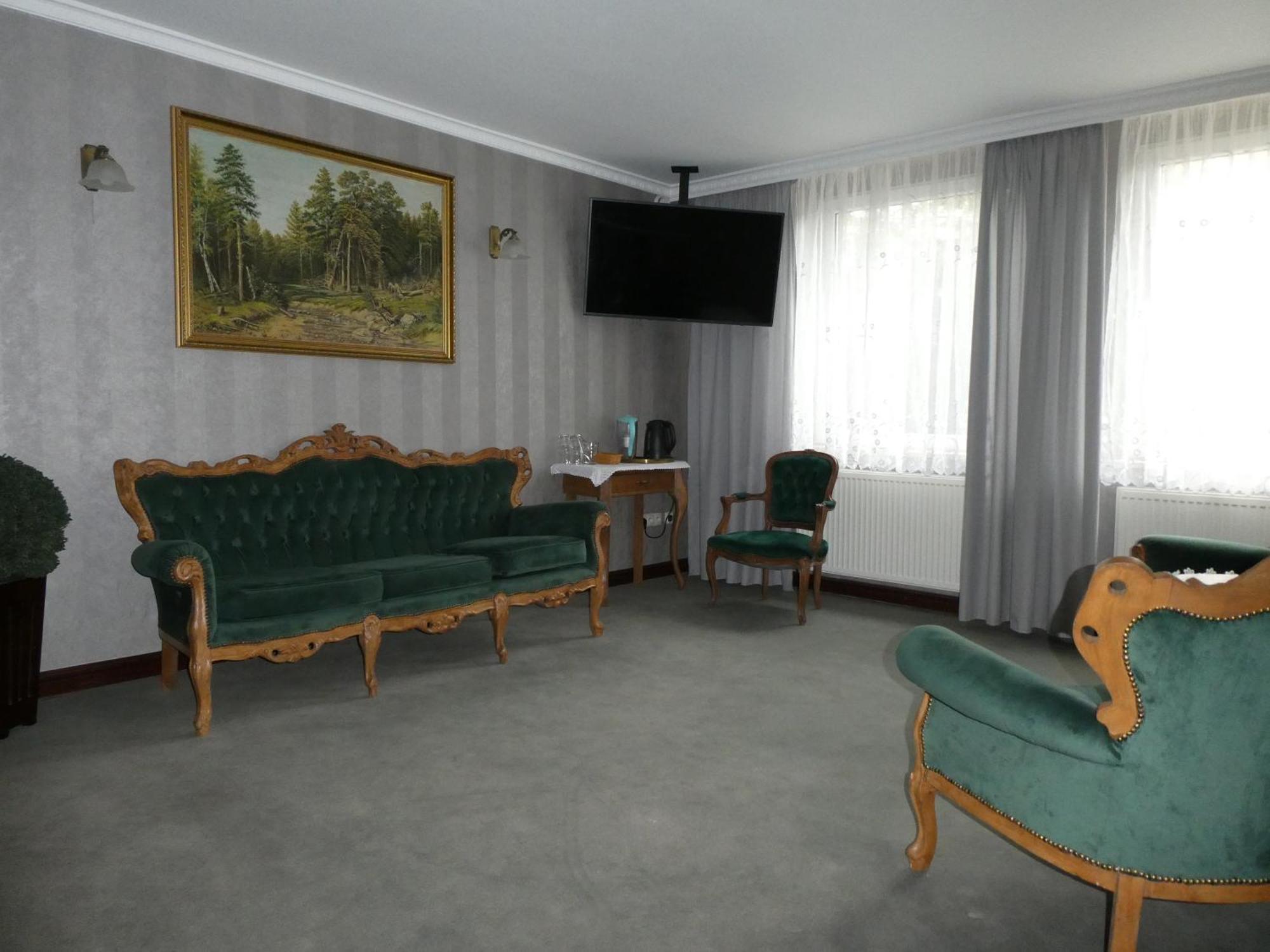 Hotel Niedzwiadek Wdzydze Kiszewskie Εξωτερικό φωτογραφία